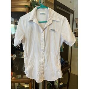 Columbia PPG Women's Button-Up Sports Shirt Size XS Coral Color for Active Style